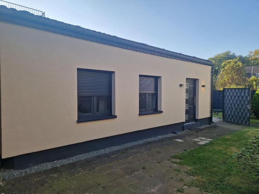 Gaestehaus In Koeln Rath-Heumar Exteriér fotografie